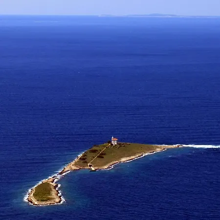 Plocica Lighthouse