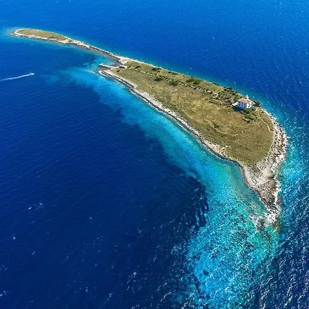 Apartment Plocica Lighthouse *